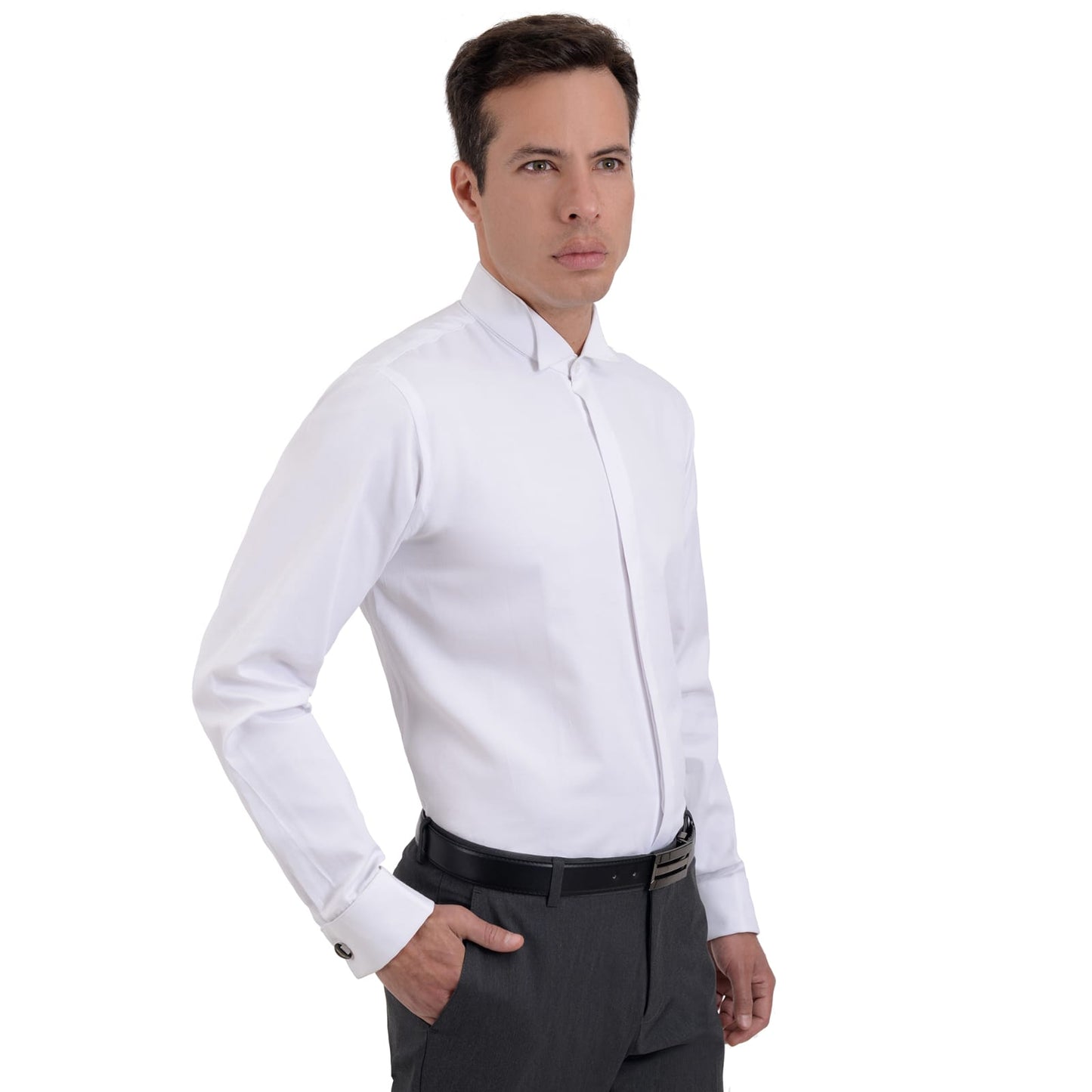 Camisa cuello de paloma blanca