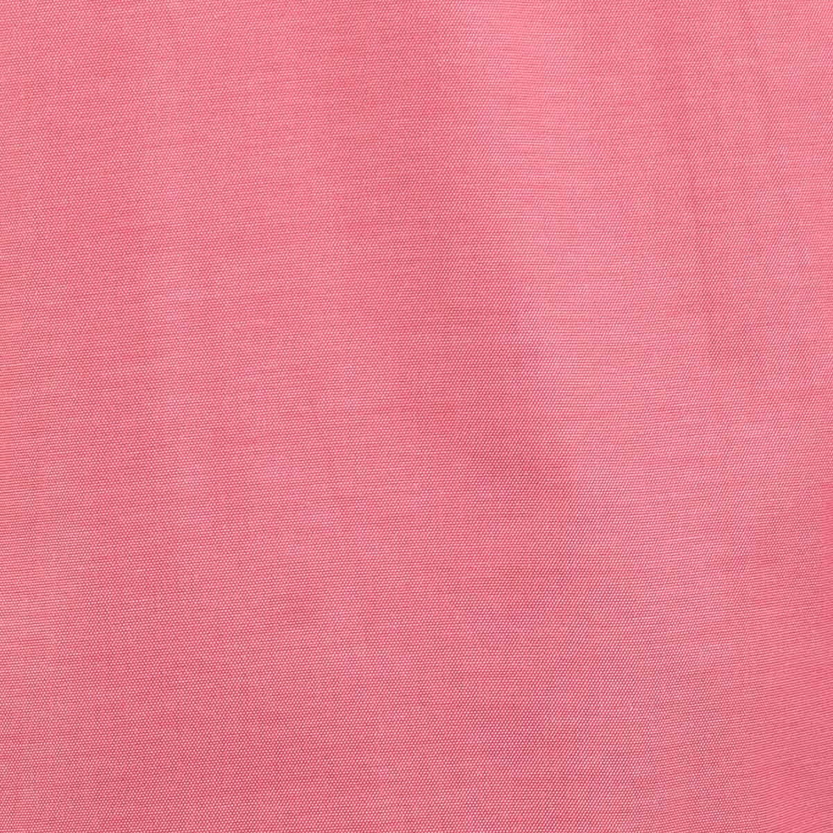 Camisa talla extra roja con botón down.