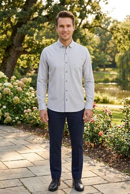 Camisa Clásica Gris Claro en Textura Perla Premium