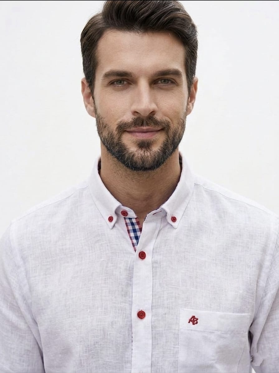 Camisa tipo lino blanca bottom down botón rojo