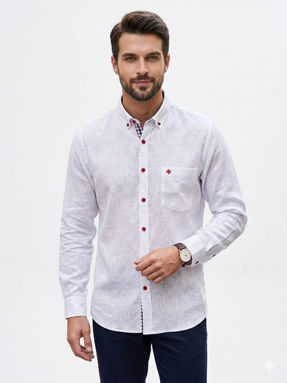 Camisa tipo lino blanca bottom down botón rojo