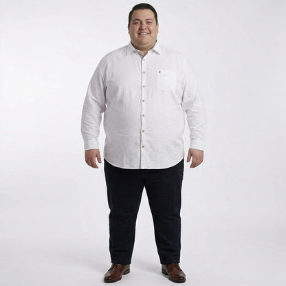 Camisa talla extra blanca con botón beige