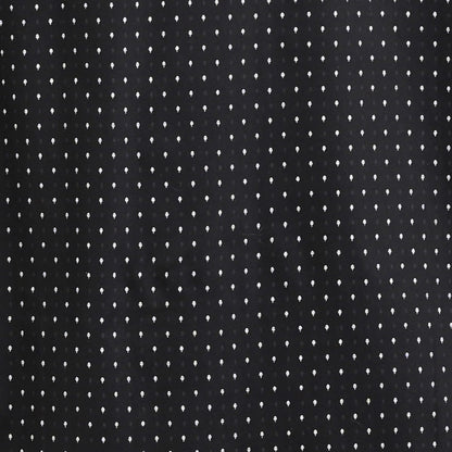 Camisa talla extra negra con estampado blanco bottom down