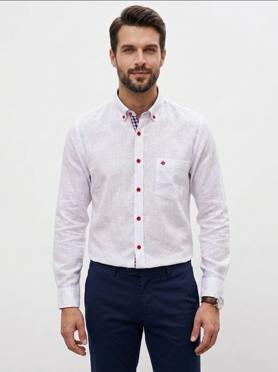 Camisa tipo lino blanca bottom down botón rojo