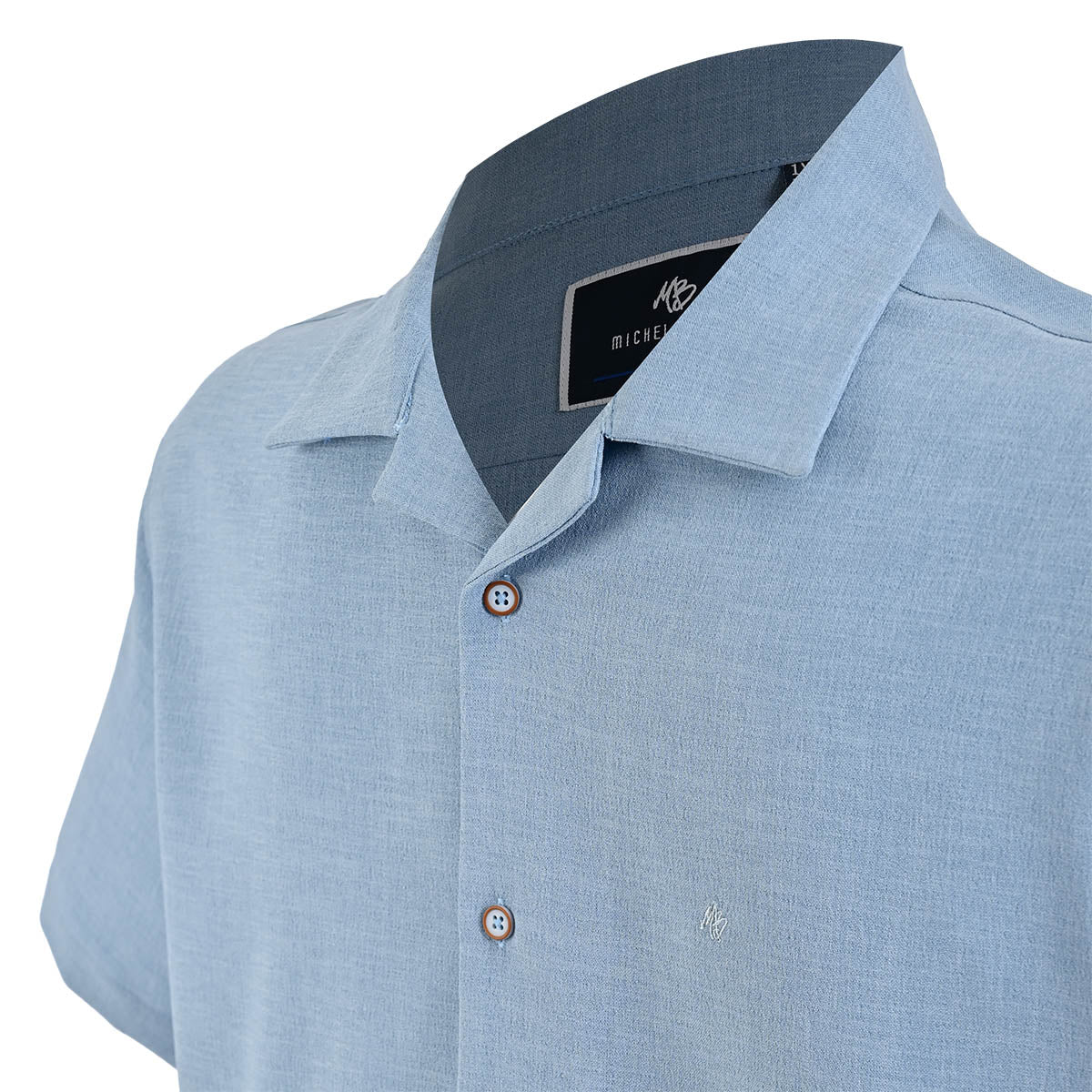 Camisa Manga corta azul cielo.