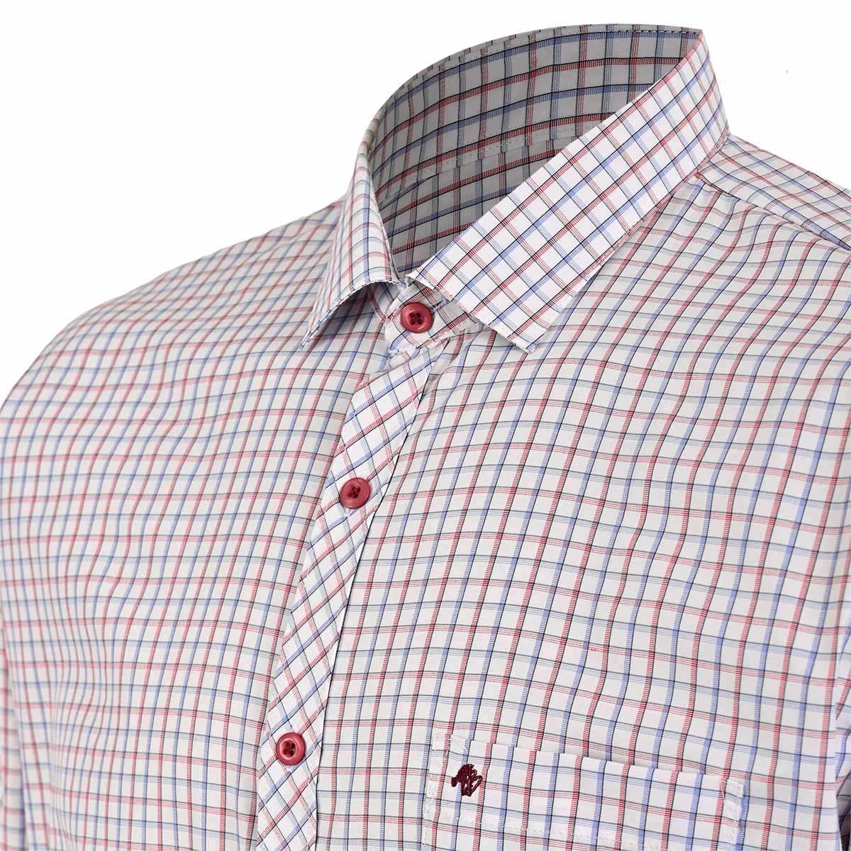 Camisa de vestir con patrón de cuadros y toque moderno en rojo